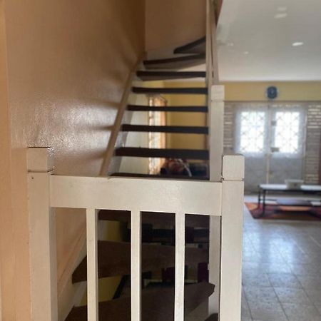 Finest Accommodation Renfrew Place 4-12 Renfrew Rd 2 Bedroom 2 Bat Apt # 15 New Kinston Jamaica Kingston Exterior photo