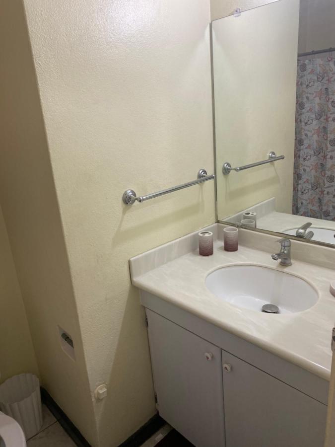 Finest Accommodation Renfrew Place 4-12 Renfrew Rd 2 Bedroom 2 Bat Apt # 15 New Kinston Jamaica Kingston Exterior photo